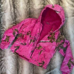 Girls Sherpa Lined Carhartt Coat (Realtree camo)